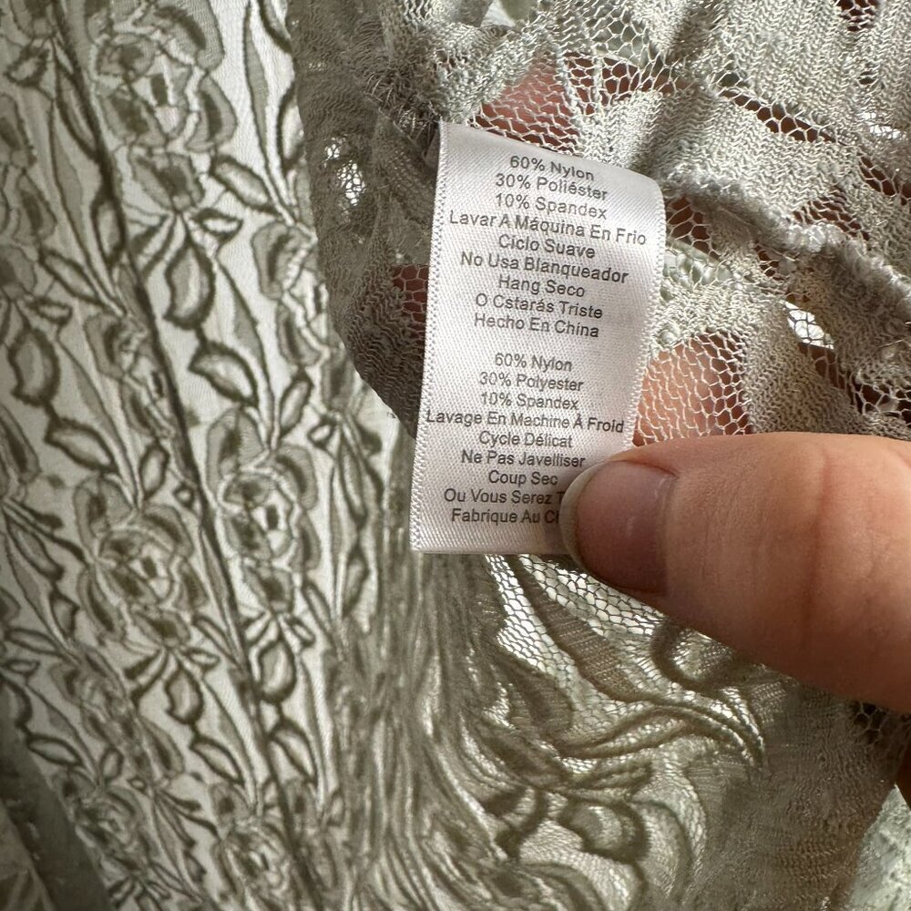 LulaRoe Pale Green/Grey Lace Sleeveless Duster Size Large R14 - Picture 3 of 5